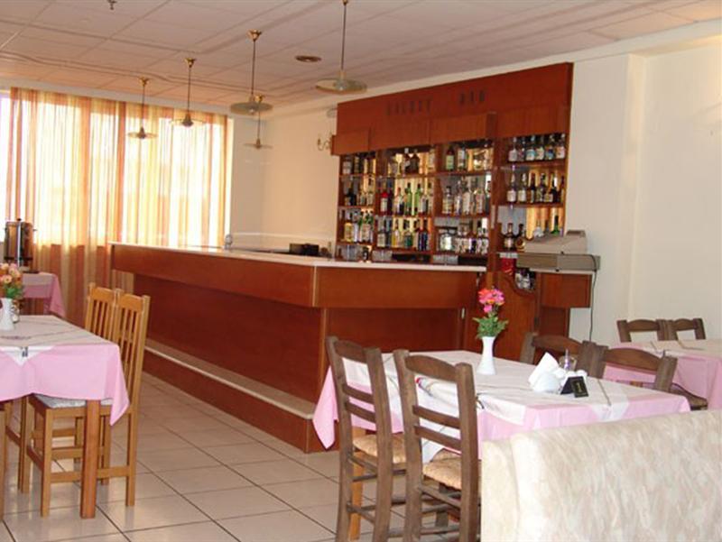 Galaxy Hotel Ierapetra  Ngoại thất bức ảnh