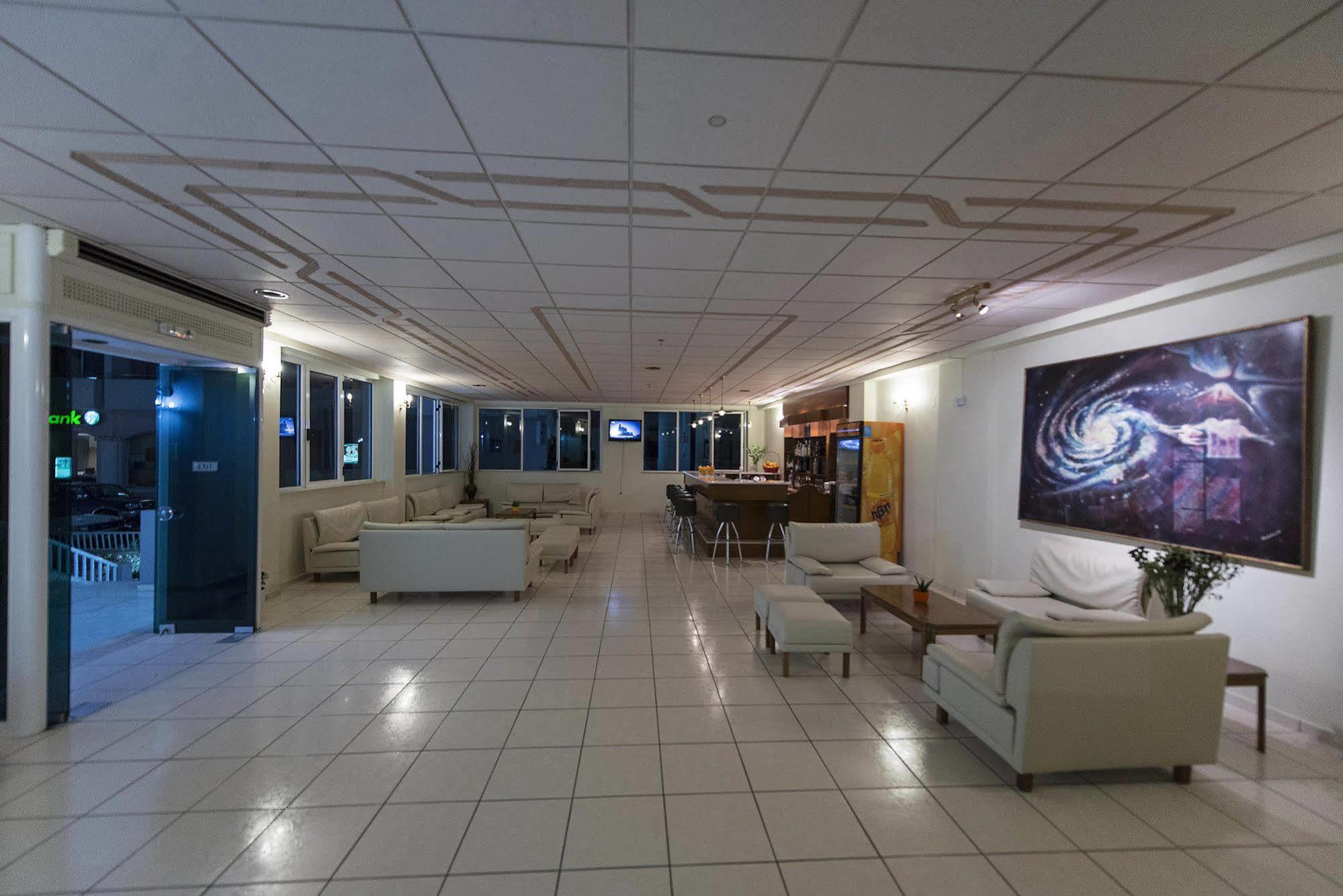 Galaxy Hotel Ierapetra  Ngoại thất bức ảnh
