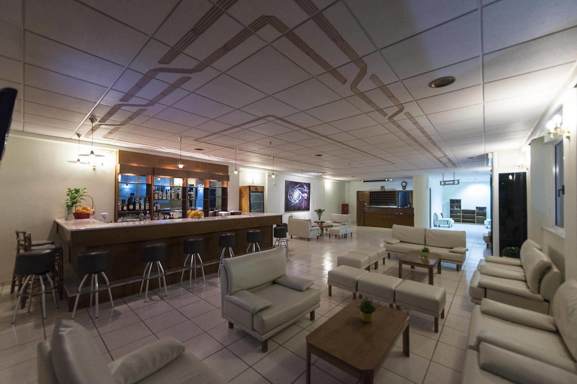 Galaxy Hotel Ierapetra  Ngoại thất bức ảnh